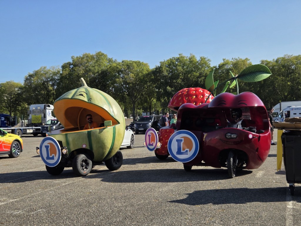 De la cerise au poireau : une journée immersive dans la caravane Leclerc du Tour de&nbsp;France